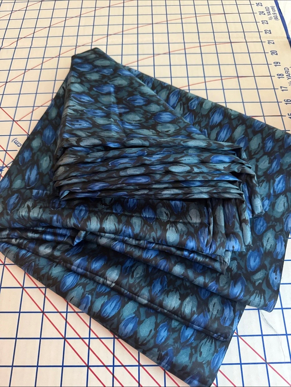 Vintage 70s 80s Blue Teal Abstract Leaf Fabric 6 Yards x 44” Drapey Apparel